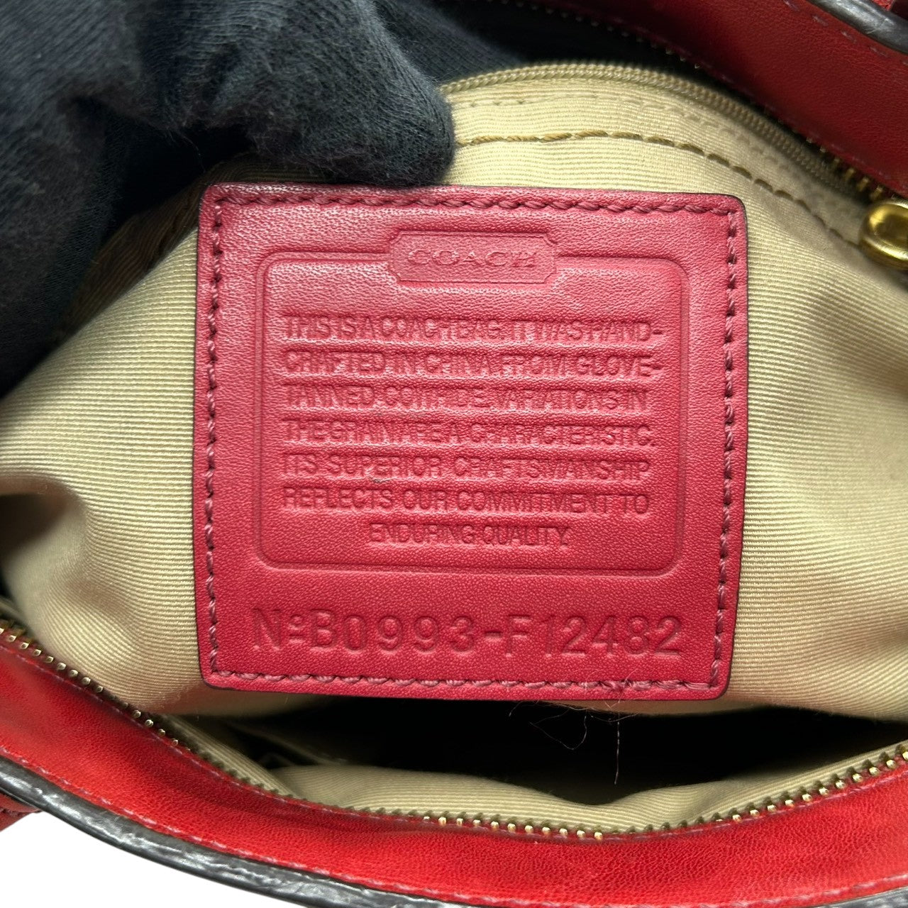 コーチ COACH レガシー ハンドバッグ トートバッグ ワンショルダー F12482 ターンロック A4収納可 自立可 レザー 本革 レッド 赤 レディース 通勤 通学 ビジネス エレガント クラシック ヴィンテージ s80