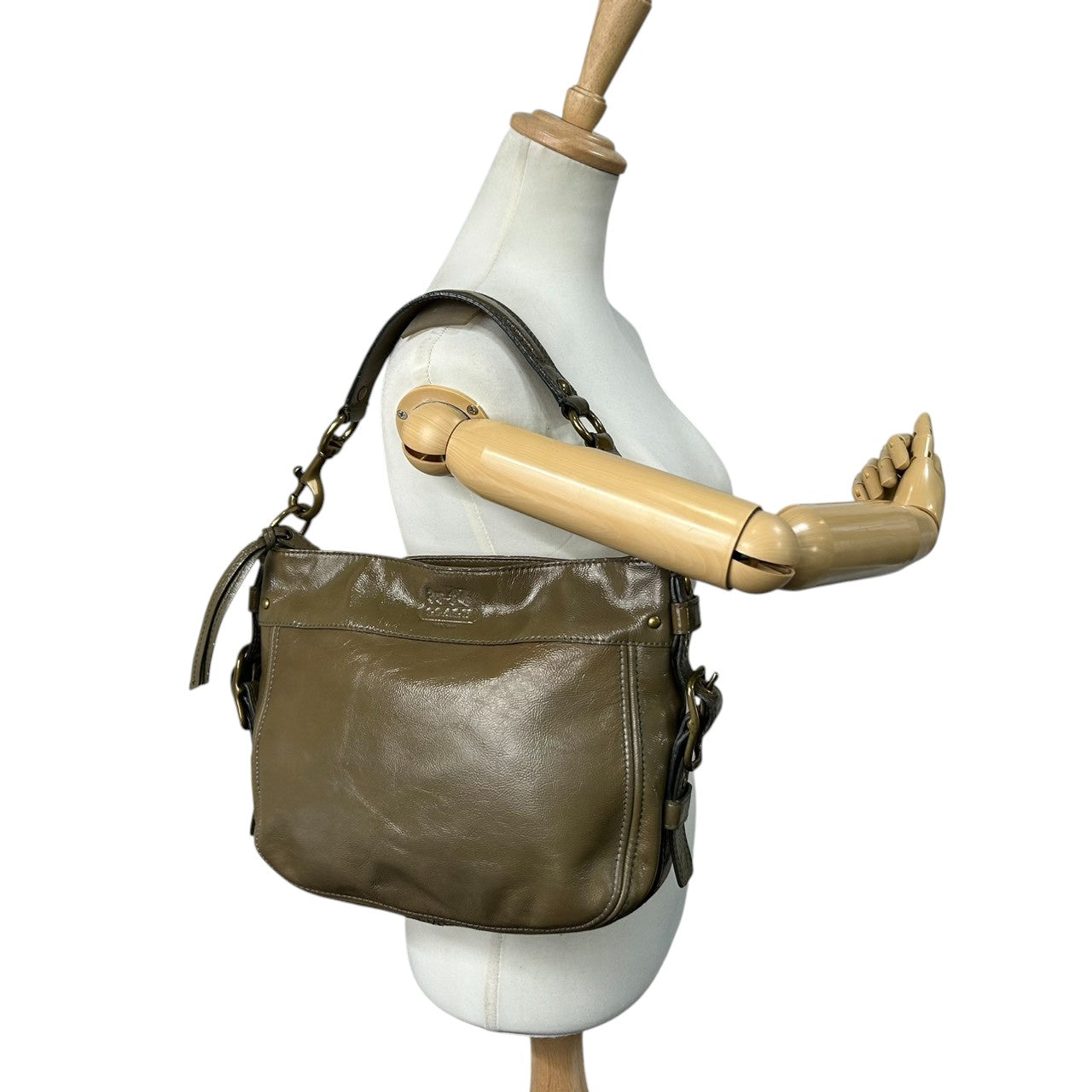 【美品】コーチ COACH ゾーイ ショルダーバッグ ワンショルダー ハンドバッグ F0873-12735 パテントレザー エナメル カーキ グリーン レディース ゴールド金具 エレガント クラシック カジュアル 通勤 通学 U3