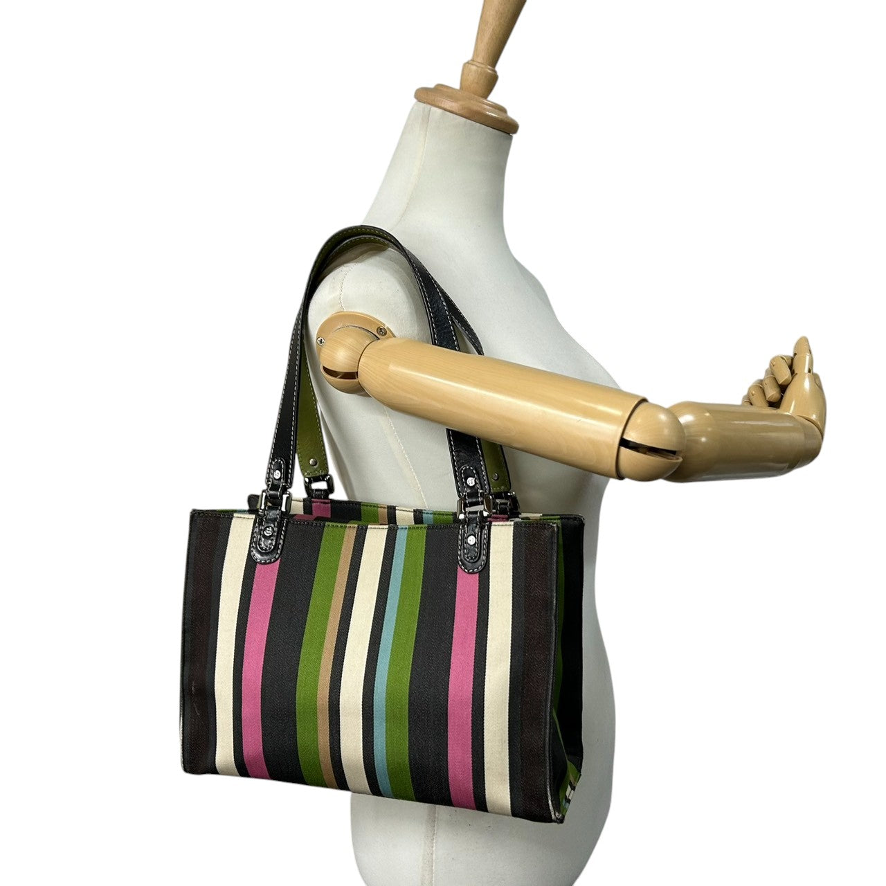 ケイトスペード kate spade トートバッグ ハンドバッグ ワンショルダー 肩掛け A4収納可 ストライプ マルチカラー キャンバス レザー ブラック レディース 通勤 通学 カジュアル カラフル ポップデザイン s41