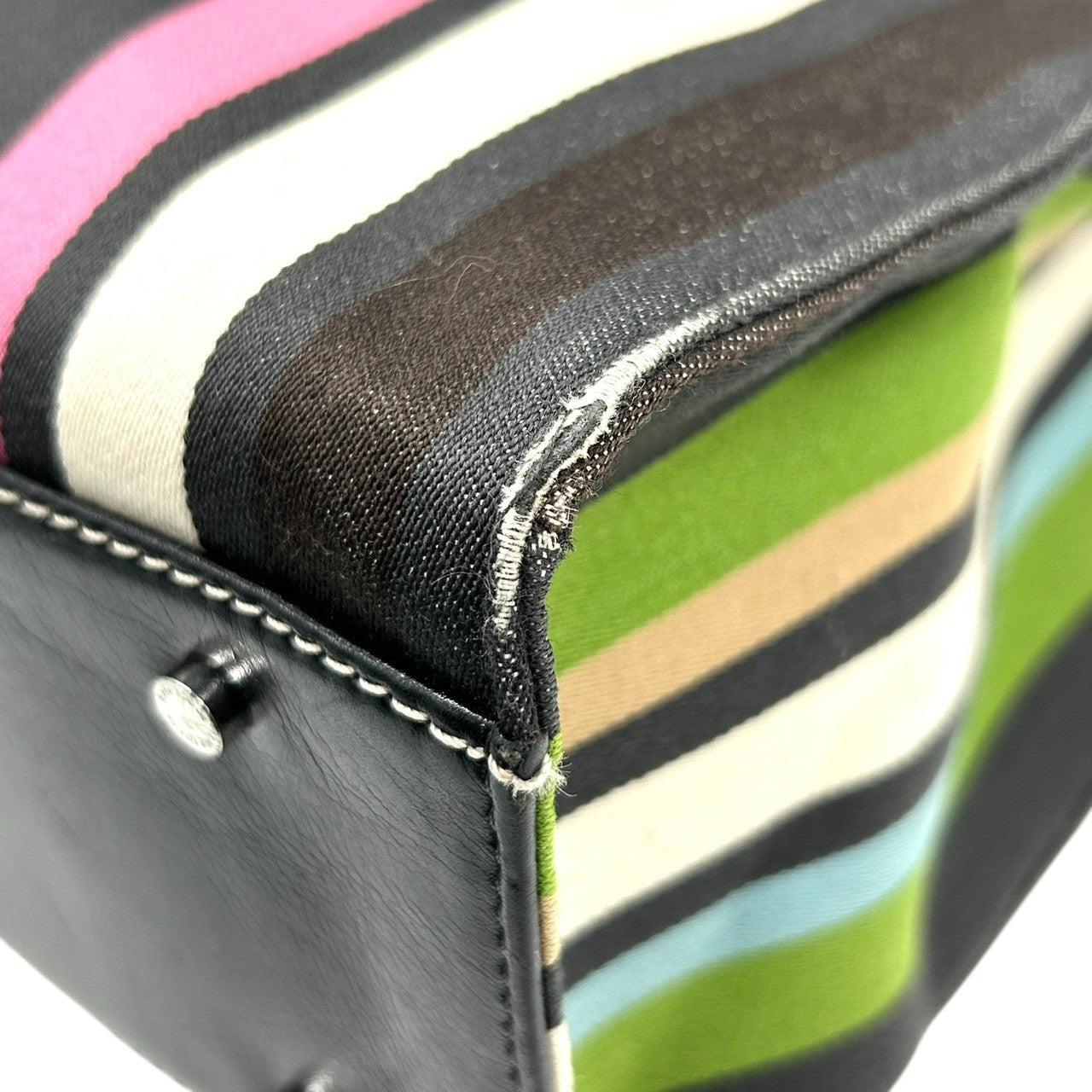 ケイトスペード kate spade トートバッグ ハンドバッグ ワンショルダー 肩掛け A4収納可 ストライプ マルチカラー キャンバス レザー ブラック レディース 通勤 通学 カジュアル カラフル ポップデザイン s41