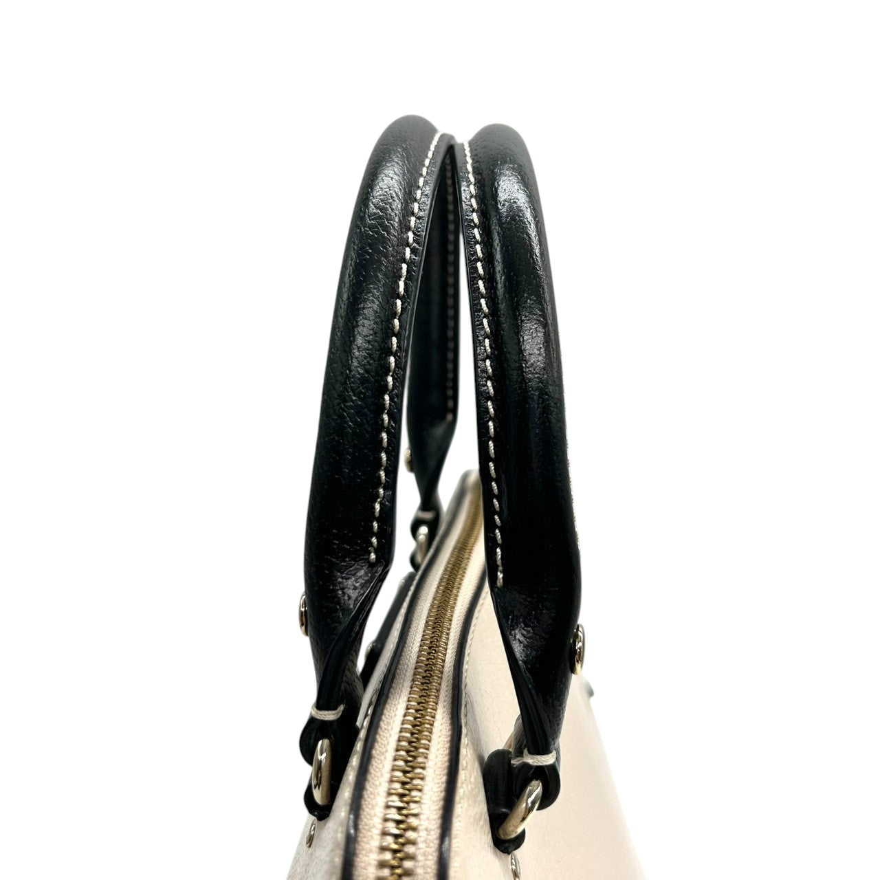 ケイトスペード シダーストリート 2WAY ハンドバッグ ショルダーバッグ 斜め掛け可 ドーム サッチェルバッグ レザー 本革 バイカラー オフホワイト ブラック レディース 通勤 通学 エレガント フェミニン 自立可 s41