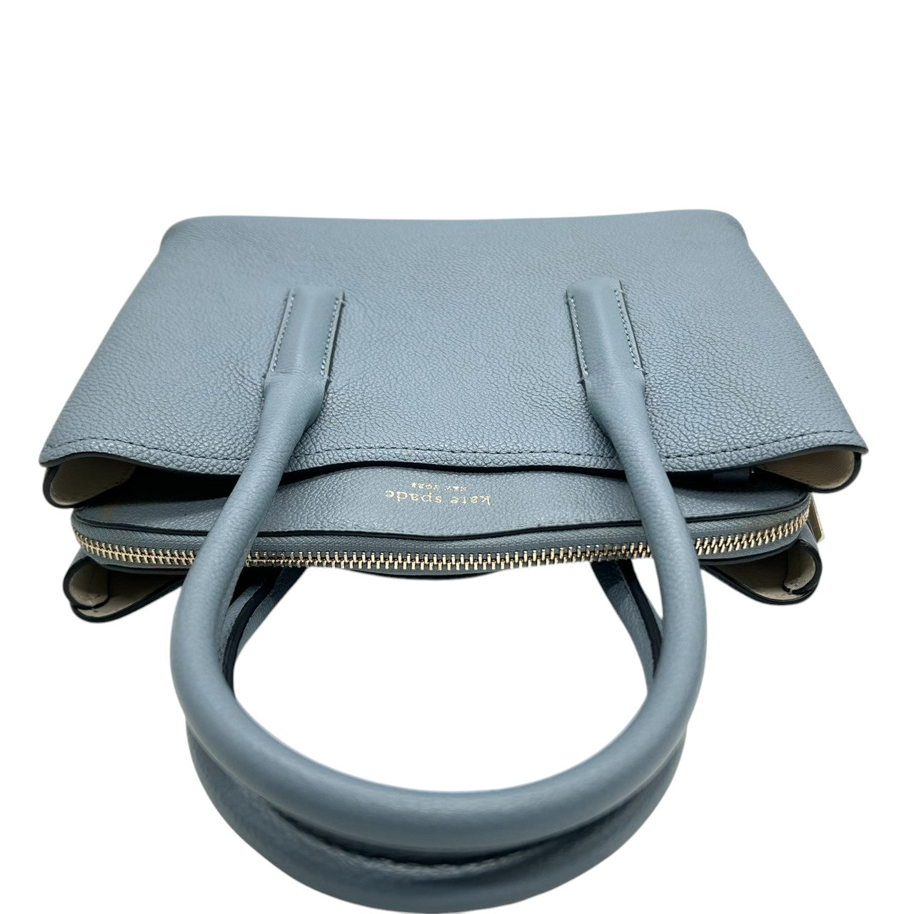 ケイトスペード ハンドバッグ トートバッグ レザー 本革 ペブルレザー ブルー くすみブルー ロゴプレート シルバー金具 レディース 通勤 通学 ビジネス フォーマル エレガント 大人かわいい 自立可 s70