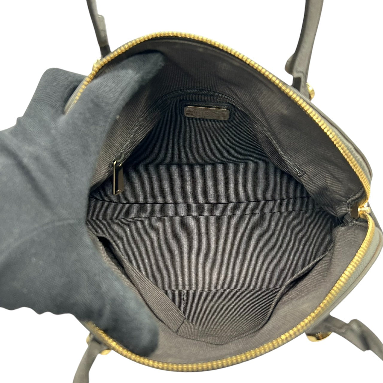 【訳あり】フルラ FURLA パイパー ハンドバッグ ドーム型 自立可 レザー サフィアーノ グレー ゴールド金具 カデナ 南京錠 レディース 通勤 通学 ビジネス フォーマル エレガント 上品 s77