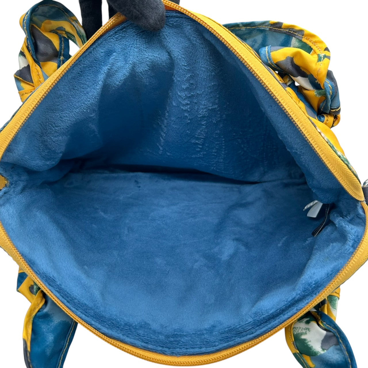 【美品】マークバイマークジェイコブス PCケース ビジネスバッグ 2WAY ショルダーバッグ 斜め掛け可 花柄 ナイロン イエロー A4収納可 ラップトップケース 13インチ 14インチ レディース ポップ おしゃれ s77