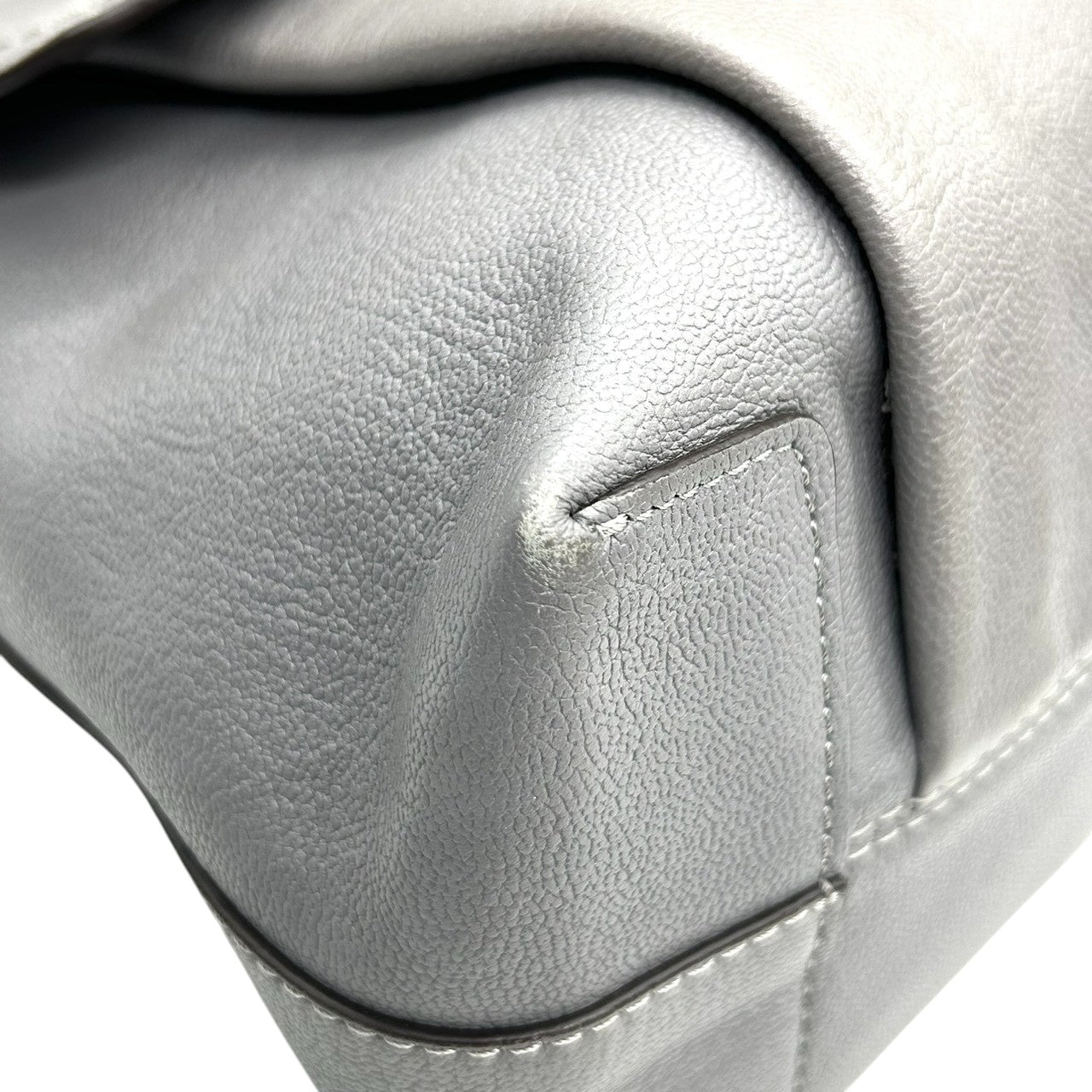 シーバイクロエ ジョアン JOAN 2WAY ショルダーバッグ ハンドバッグ 斜め掛け可 ワンショルダー レザー 本革 グレー Oリング キーチャーム タッセル ゴールド金具 レディース フェミニン カード付き s77