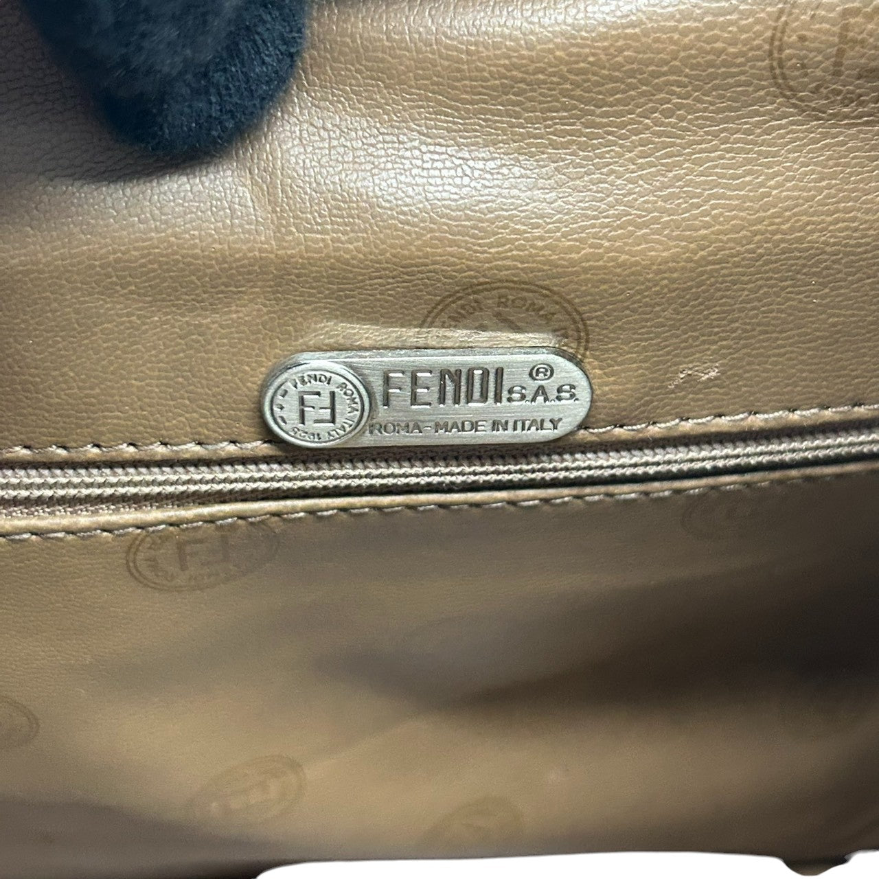 フェンディ FENDI ボストンバッグ 2WAY ショルダーバッグ ズッカ柄 FFロゴ PVC レザー ブラウン 大容量 旅行鞄 メンズ レディース ユニセックス ヴィンテージ クラシック オールドフェンディ 斜め掛け可 X3