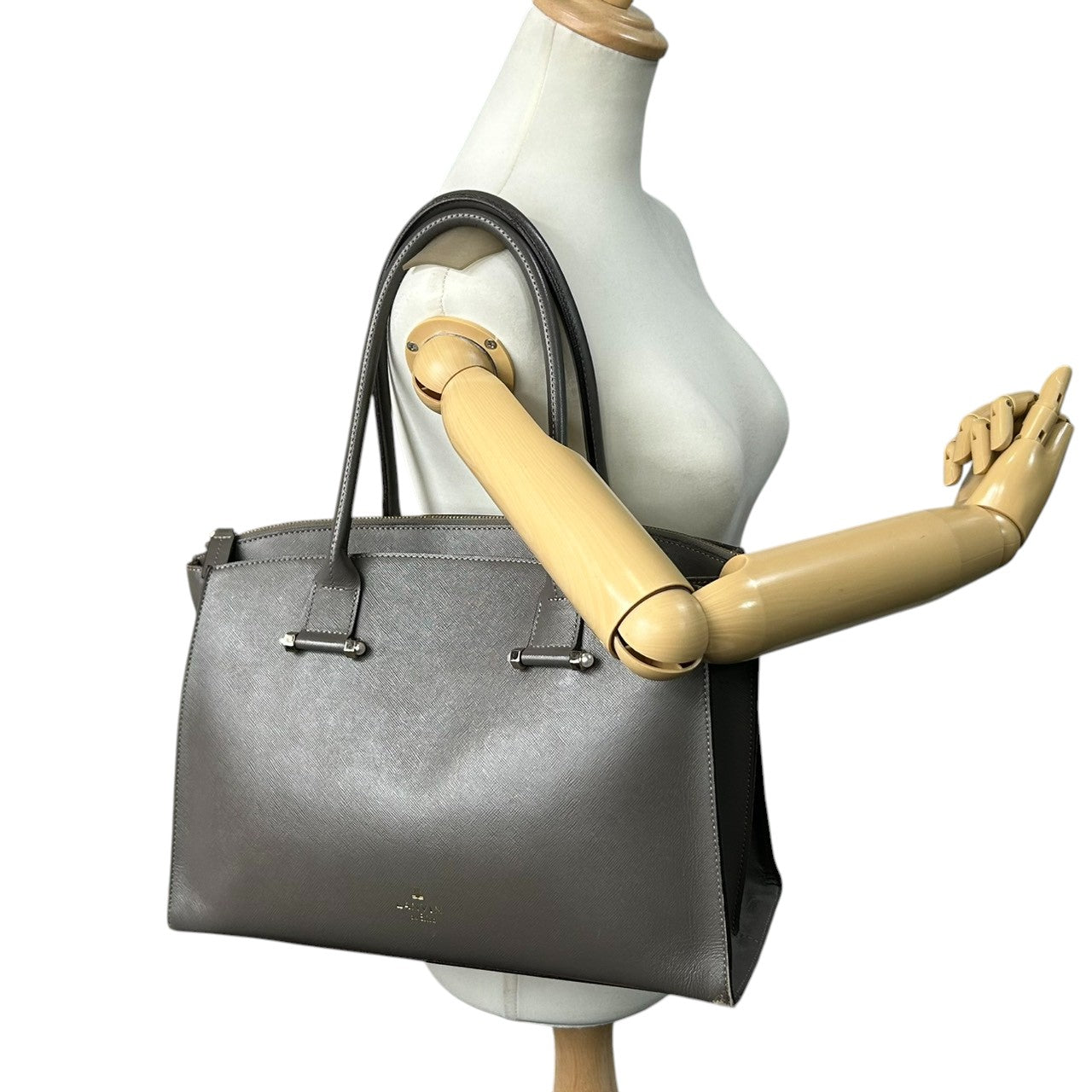 ランバンオンブルー トートバッグ ハンドバッグ ビジネスバッグ ショルダーバッグ A4収納可 肩掛け可 大容量 自立可 サフィアーノ調 PVC レザー グレー ゴールド金具 レディース 婦人 通勤 通学 オフィス フォーマル きれいめ 上品 エレガント s5