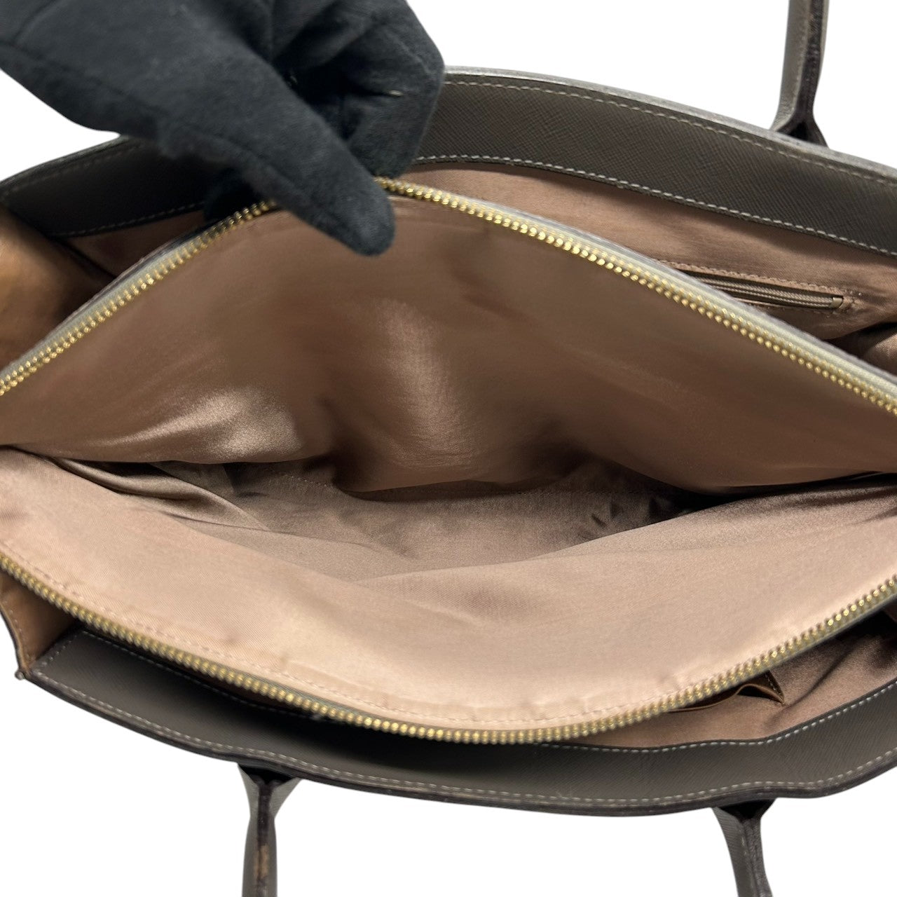 ランバンオンブルー トートバッグ ハンドバッグ ビジネスバッグ ショルダーバッグ A4収納可 肩掛け可 大容量 自立可 サフィアーノ調 PVC レザー グレー ゴールド金具 レディース 婦人 通勤 通学 オフィス フォーマル きれいめ 上品 エレガント s5