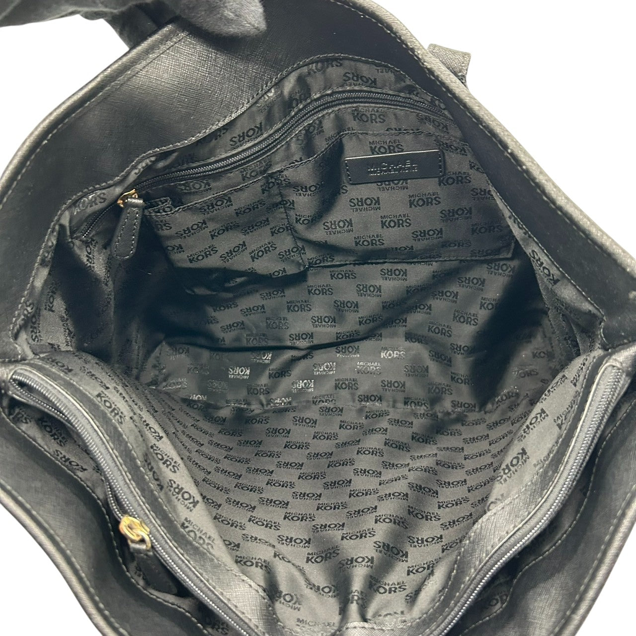 マイケルコース ジェットセット トラベル トートバッグ ワンショルダー A4可 自立可 ビジネスバッグ サフィアーノ レザー ブラック 黒 ゴールド金具 レディース 通勤 通学 MKロゴ 肩掛け MICHAEL KORS U9