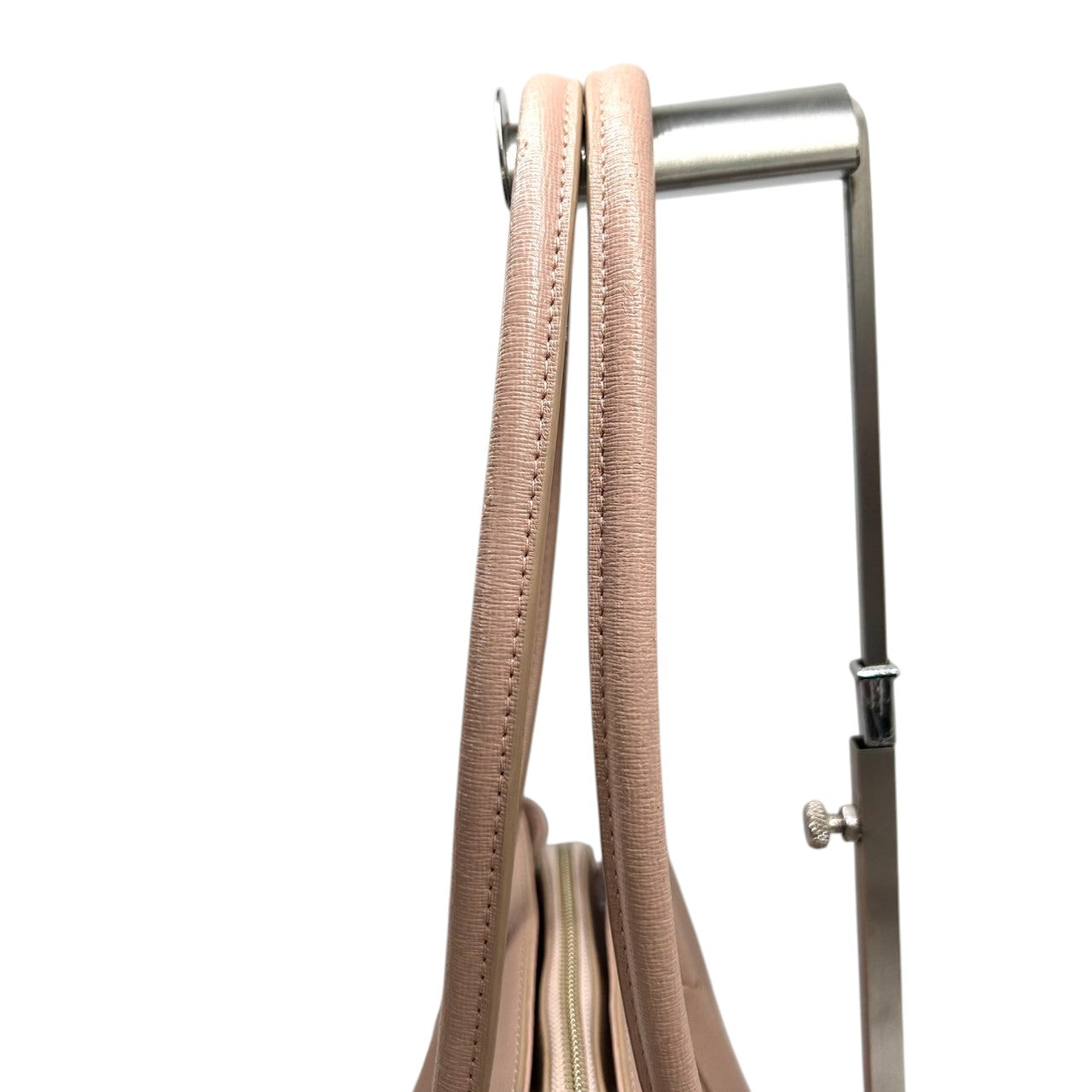 【美品】FURLA フルラ LINDA リンダ トートバッグ ハンドバッグ ビジネスバッグ A4収納可 肩掛け可 大容量 自立可 サフィアーノレザー 本革 ピンクベージュ レディース 婦人 オフィス フォーマル 上品 エレガント きれいめ シルバー金具 U9