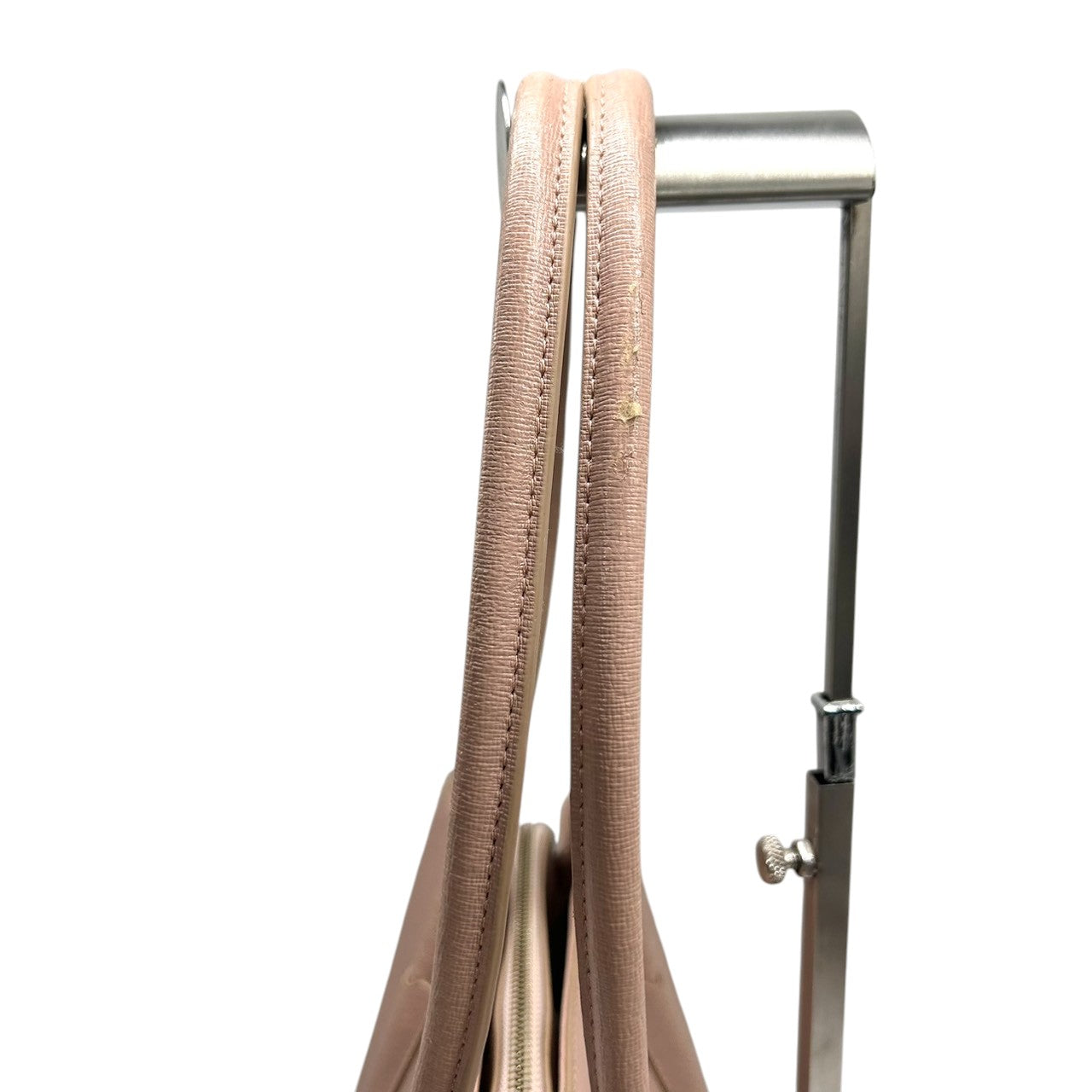 【美品】FURLA フルラ LINDA リンダ トートバッグ ハンドバッグ ビジネスバッグ A4収納可 肩掛け可 大容量 自立可 サフィアーノレザー 本革 ピンクベージュ レディース 婦人 オフィス フォーマル 上品 エレガント きれいめ シルバー金具 U9