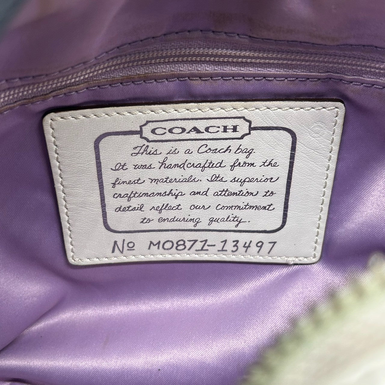 コーチ COACH ハンドバッグ ミニボストン 13497 ワンショルダー シグネチャー オプアート パッチワーク キャンバス パテントレザー メタリック ホワイト ベージュ レディース おしゃれ かわいい フェミニン コンパクト デート s82