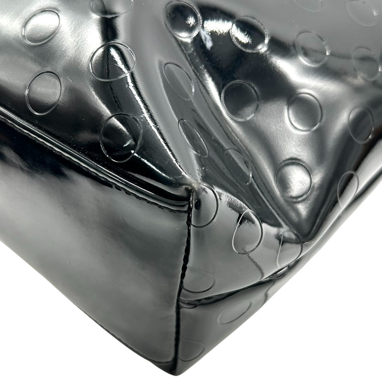 ケイトスペード トートバッグ ワンショルダー WKRU2441 A4収納可 肩掛け パテントレザー エナメル ドット柄 エンボス ブラック 黒 リボン レディース カジュアル フェミニン 通勤 通学 かわいい おしゃれ s82