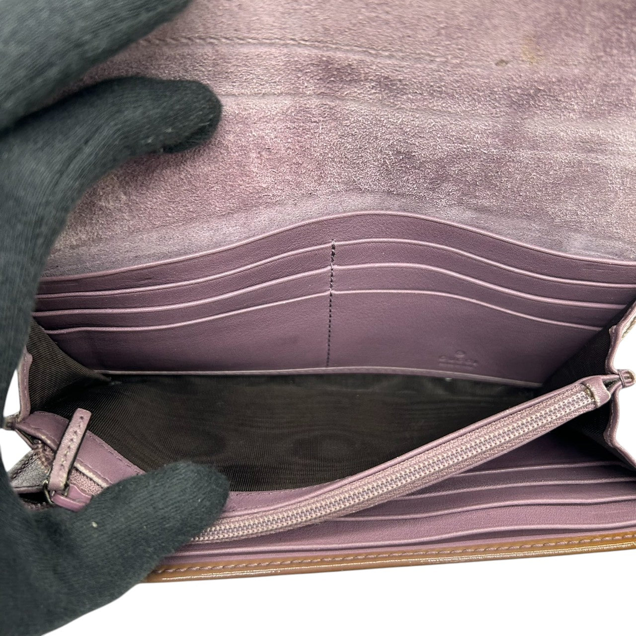 グッチ GUCCI マイクログッチシマ アビー Dリング Wホック 長財布 ウォレット パテントレザー エナメル ブラウン GGエンボス レディース メンズ ユニセックス 大容量 収納豊富 ラグジュアリー w6