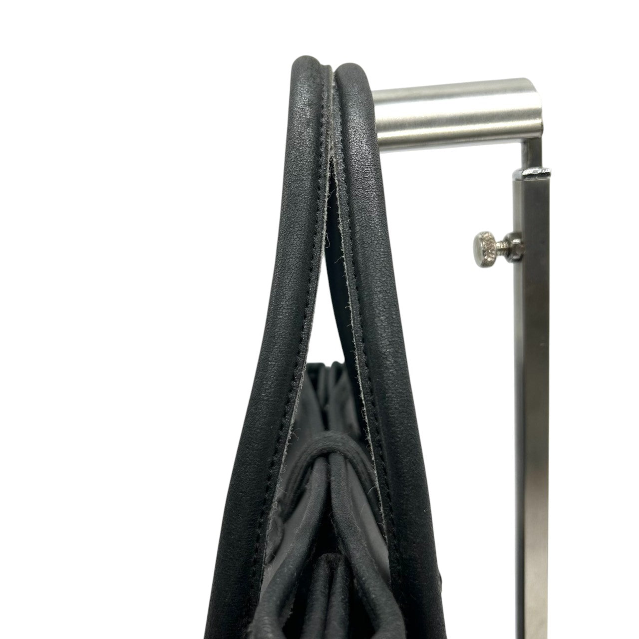 ロンシャン LONGCHAMP ロゾ ROSEAU ハンドバッグ トートバッグ レザー 本革 ブラック 黒 トグル バンブー金具 ゴールド金具 ロゴ 型押し フランス製 自立可 フォーマル 冠婚葬祭 通勤 レディース 鞄 かばん s92