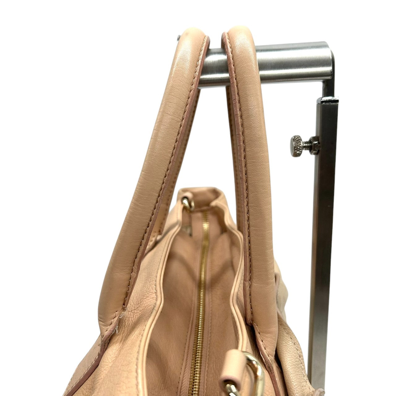 シーバイクロエ See By Chloé 2WAY ショルダーバッグ ハンドバッグ 斜め掛け可 レザー 本革 ベージュ ピンク バイカラー ロゴプレート ゴールド金具 ギャランティカード付 カジュアル お出かけ 旅行 レディース 鞄 かばん s92