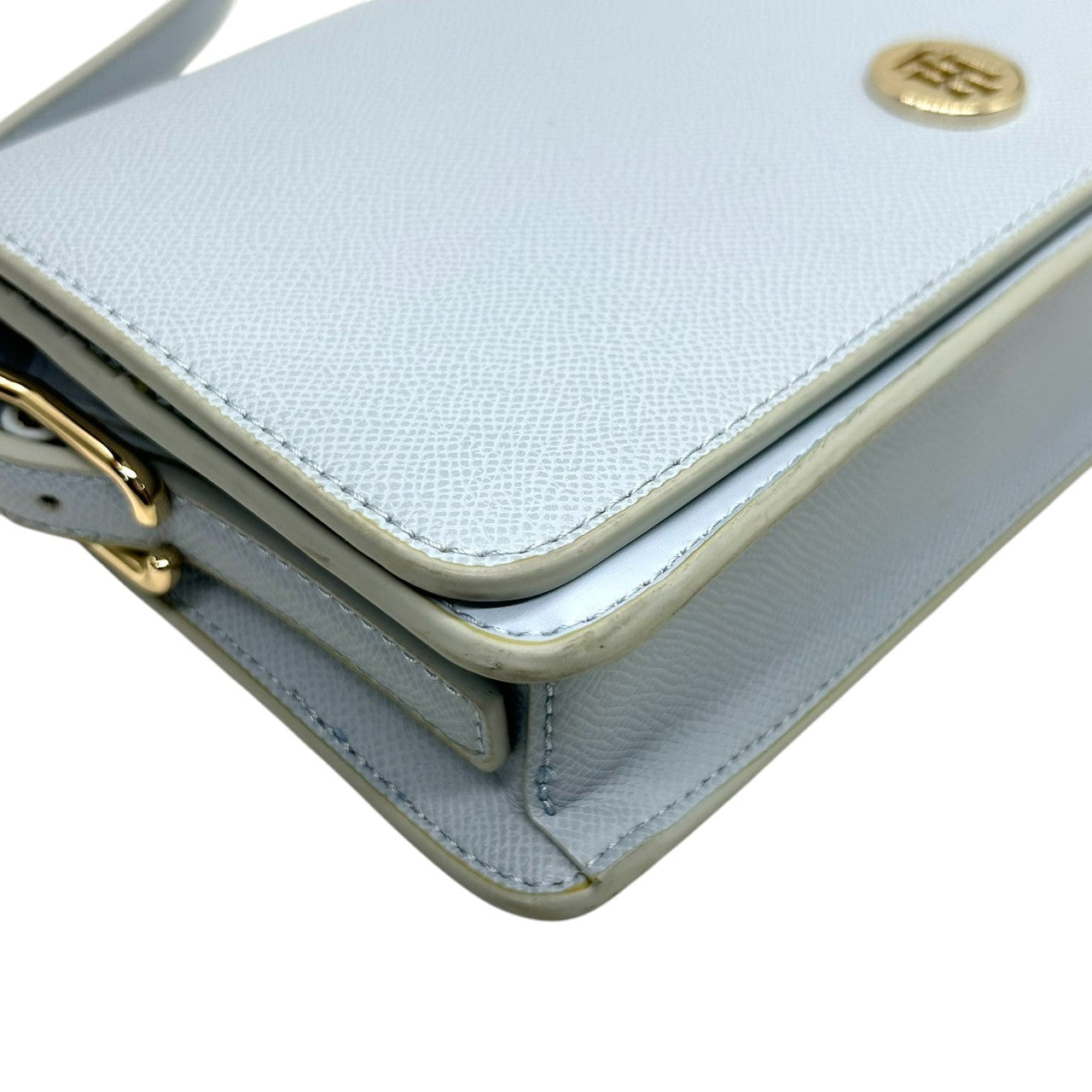 【美品】トミーヒルフィガー TOMMY HILFIGER ショルダーバッグ ポシェット 斜め掛け可 サフィアーノ レザー 本革 ライトブルー 水色 ゴールド金具 レディース シンプル カジュアル お出かけ デート s93