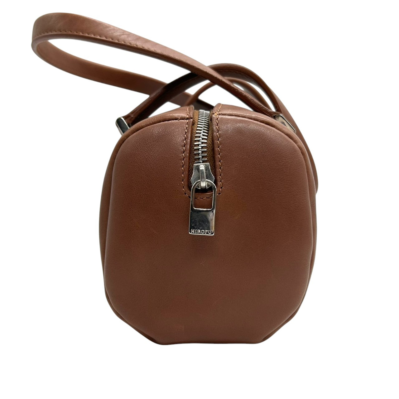 ヒロフ HIROFU ハンドバッグ ミニボストン ドラムバッグ 筒型 Hロゴ レザー 本革 ブラウン キャメル イタリア製 レディース コンパクト ミニバッグ ヴィンテージ クラシック レトロ シンプル カジュアル s94