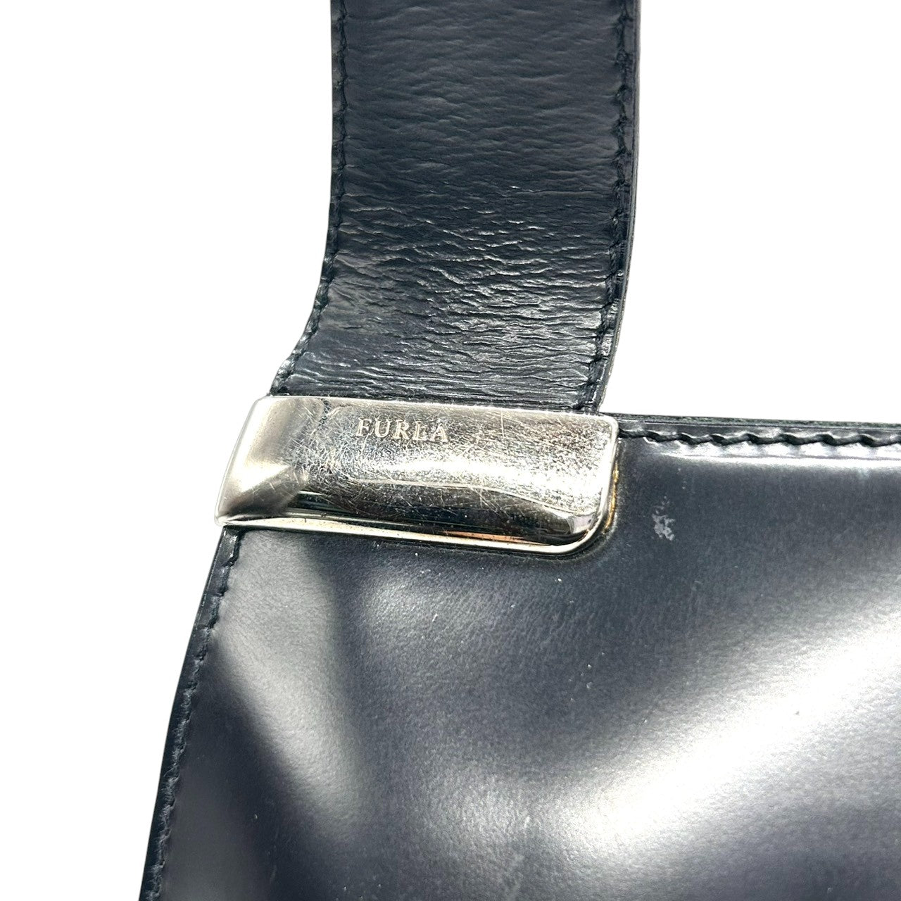 フルラ FURLA ショルダーバッグ トートバッグ ハンドバッグ 肩掛け A4収納可 大容量 軽量 レザー 本革 ブラック 黒 レディース 婦人 通勤 通学 ビジネス オフィス フォーマル 冠婚葬祭 リクルート シンプル ミニマル ヴィンテージ s57
