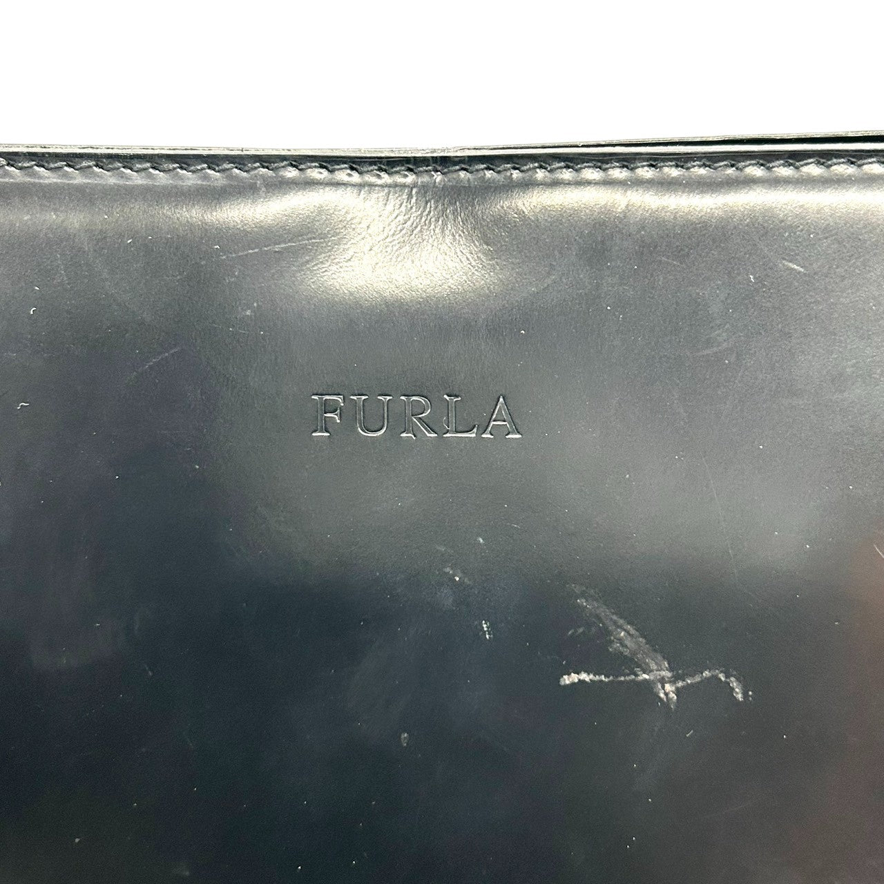 フルラ FURLA ショルダーバッグ トートバッグ ハンドバッグ 肩掛け A4収納可 大容量 軽量 レザー 本革 ブラック 黒 レディース 婦人 通勤 通学 ビジネス オフィス フォーマル 冠婚葬祭 リクルート シンプル ミニマル ヴィンテージ s57