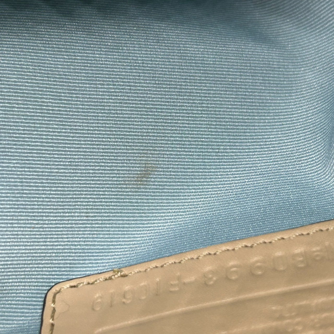 【美品】コーチ COACH ゾーイ ショルダーバッグ ハンドバッグ ホーボーバッグ 肩掛け シグネチャー オプアート キャンバス メタリックレザー ゴールド ベージュ レディース チャーム付 軽量 大容量 エレガント フェミニン デート お出かけ 総柄 E6