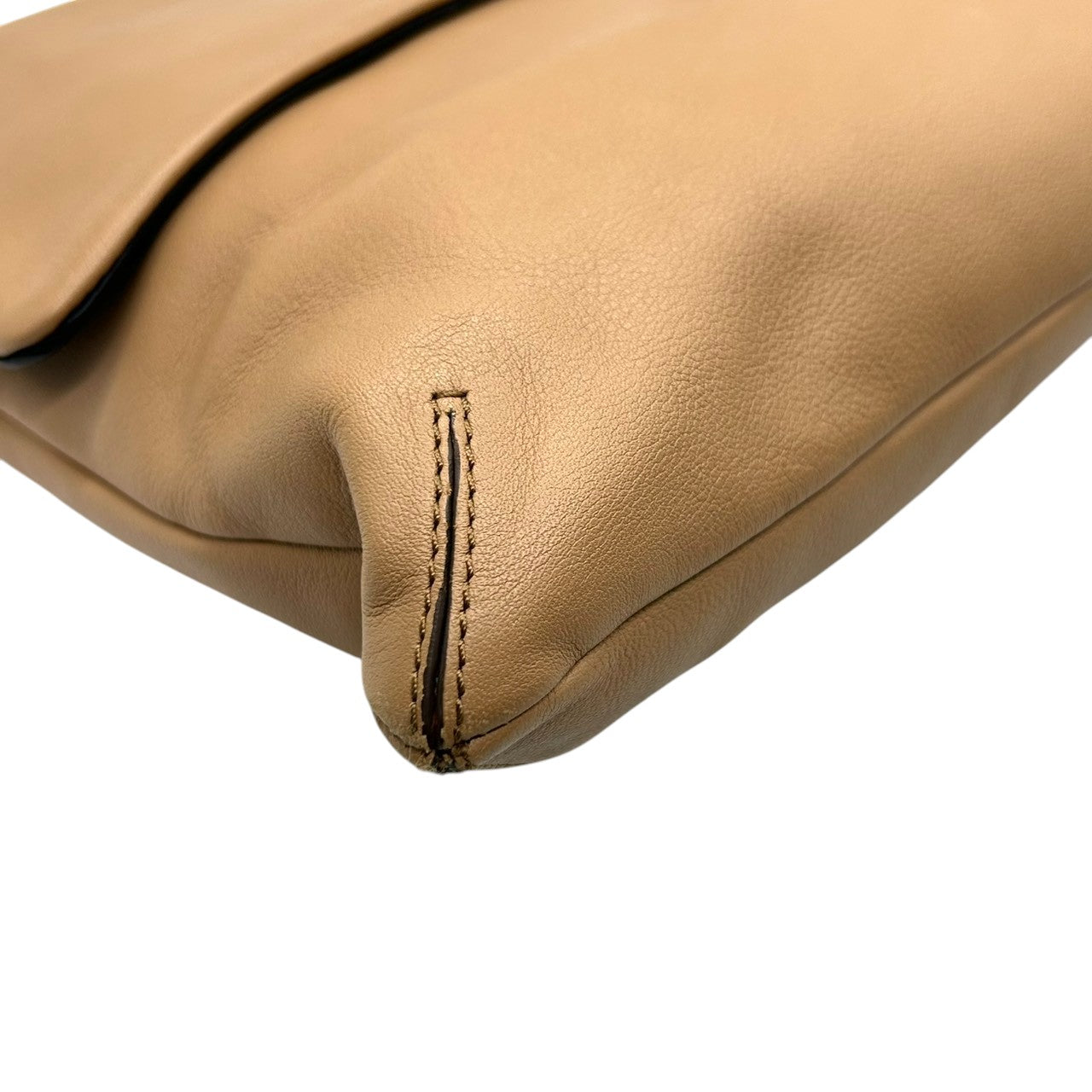 極 美品 アニヤハインドマーチ Anya Hindmarch ショルダーバッグ ハンドバッグ 2WAY 斜め掛け可 レザー 本革 ベージュ キャメル リボンロゴ エレガント クラシック レディース 肩掛け クロスボディ 通勤 通学 鞄 カバン 上品 高級 E8