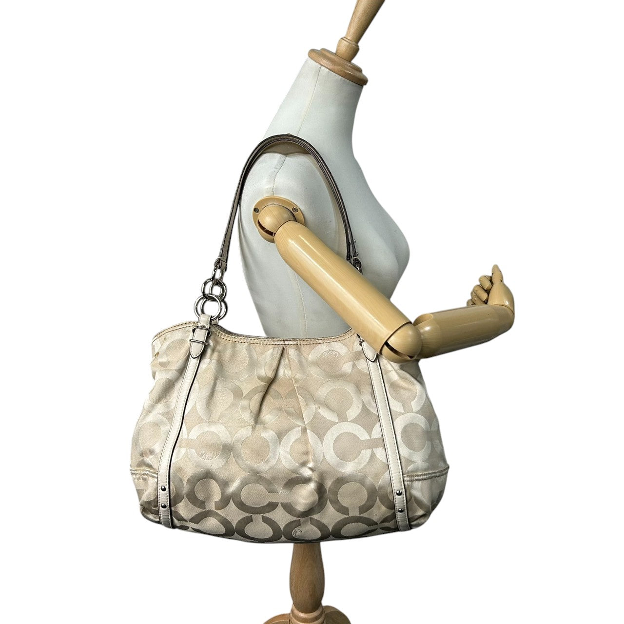 コーチ COACH アレクサンドラ 16233 マディソン オプアート トートバッグ ショルダーバッグ キャンバス レザー ベージュ アイボリー チェーン レディース 肩掛け ワンショルダー 大容量 エレガント ロゴ 鞄 カバン 通勤 通学 E8