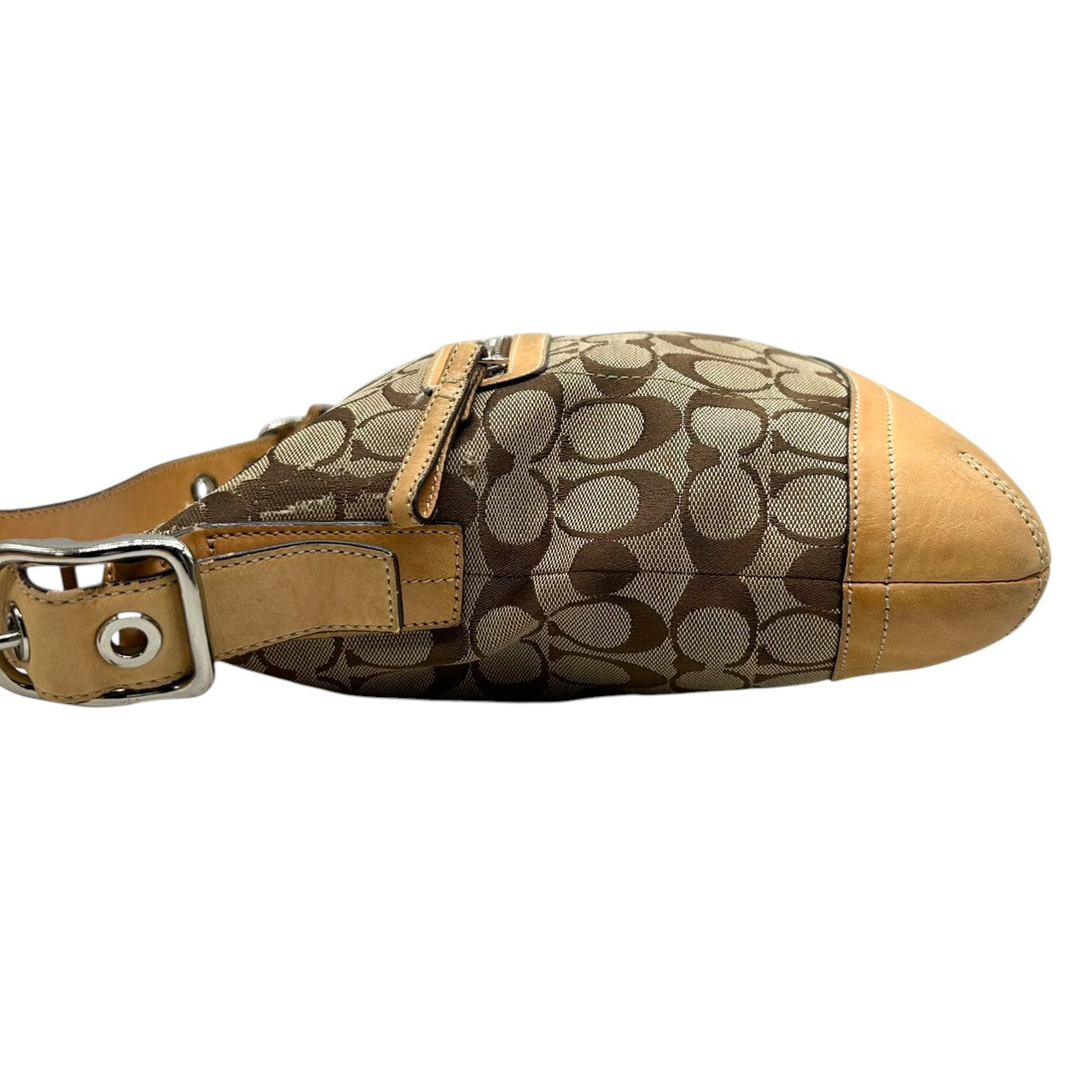 コーチ COACH シグネチャー ショルダーバッグ 9362 斜め掛け可 クロスボディ キャンバス レザー 本革 ベージュ ブラウン 茶 タッセル チャーム付 レディース 肩掛け ポシェット カジュアル 軽量 旅行 鞄 カバン s85