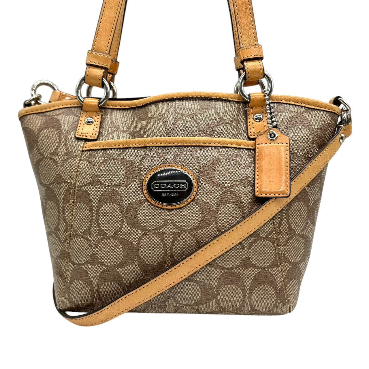 美品 コーチ COACH シグネチャー F20561 2WAY トートバッグ ショルダーバッグ ハンドバッグ 斜め掛け可 PVC レザー 本革 ベージュ ブラウン 茶 ロゴプレート レディース 軽量 撥水 肩掛け キャリーオール 鞄 カバン 通勤 通学 s85