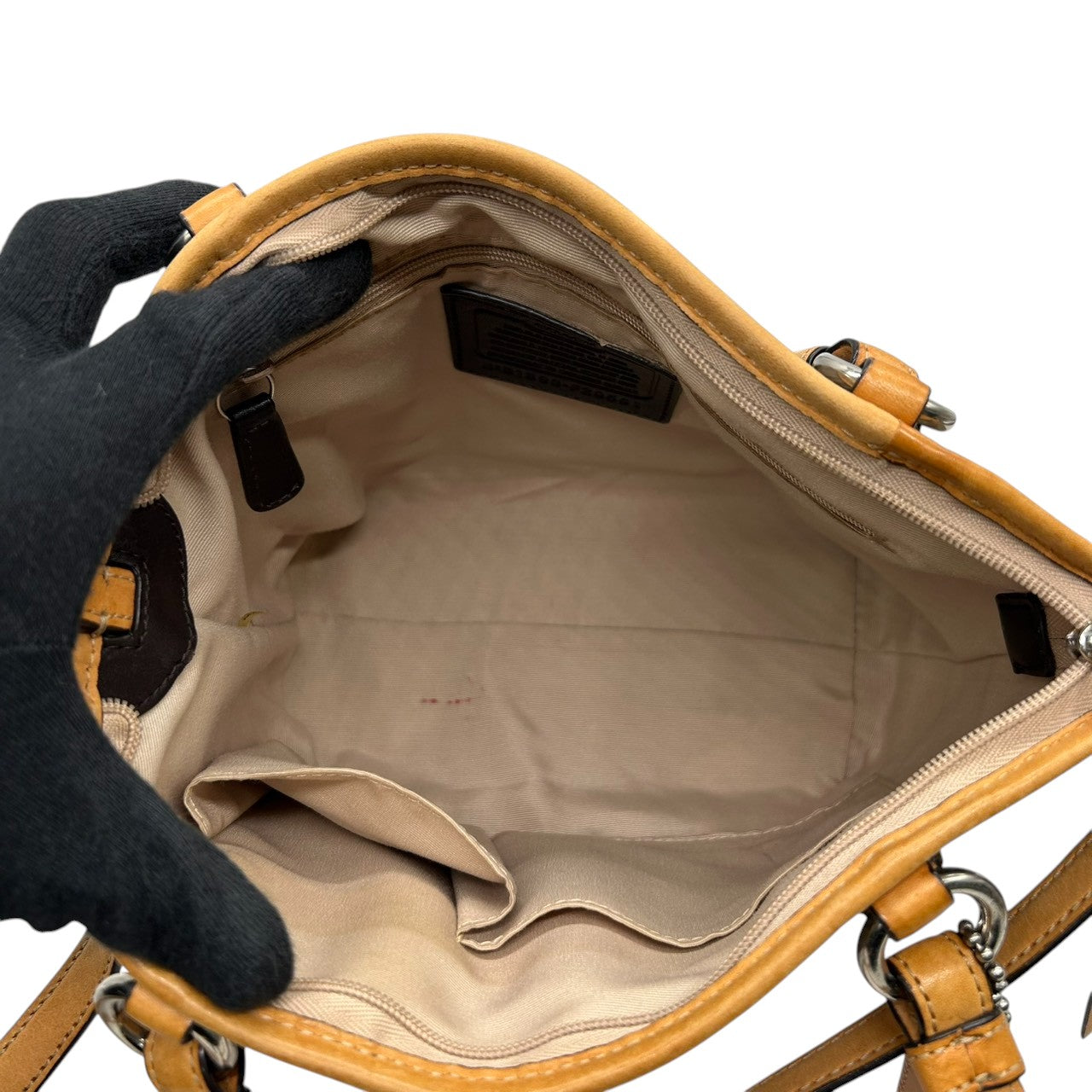 美品 コーチ COACH シグネチャー F20561 2WAY トートバッグ ショルダーバッグ ハンドバッグ 斜め掛け可 PVC レザー 本革 ベージュ ブラウン 茶 ロゴプレート レディース 軽量 撥水 肩掛け キャリーオール 鞄 カバン 通勤 通学 s85