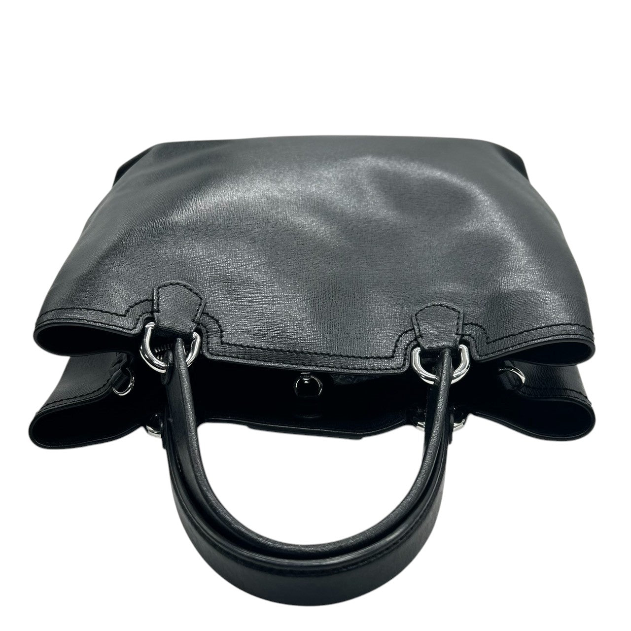 美品 エンポリオアルマーニ EMPORIO ARMANI トートバッグ ショルダーバッグ 2WAY 斜め掛け可 PVC サフィアーノ調 ブラック 黒 ロゴ A4収納可 自立可 ビジネス 通勤 通学 レディース 鞄 カバン 社外ストラップ s90