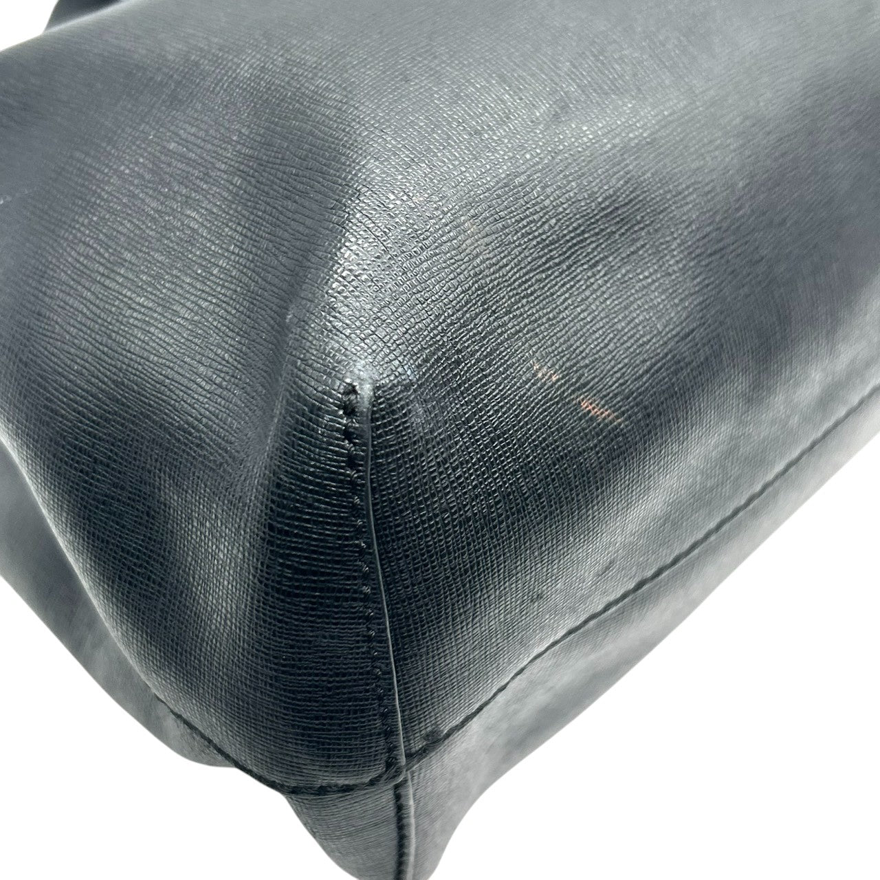 美品 エンポリオアルマーニ EMPORIO ARMANI トートバッグ ショルダーバッグ 2WAY 斜め掛け可 PVC サフィアーノ調 ブラック 黒 ロゴ A4収納可 自立可 ビジネス 通勤 通学 レディース 鞄 カバン 社外ストラップ s90