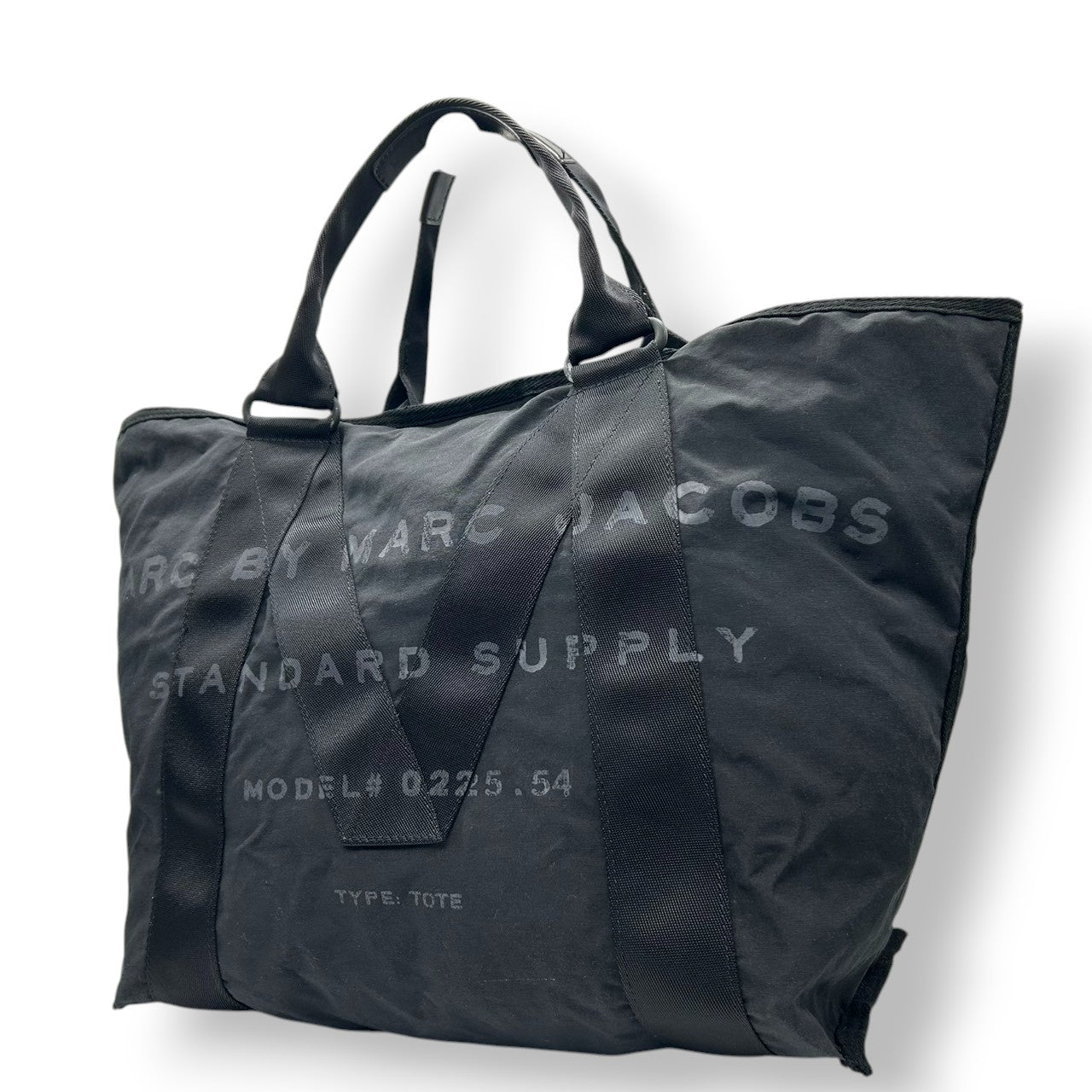 美品 マークバイマークジェイコブス STANDARD SUPPLY トートバッグ ハンドバッグ キャンバス ブラック 黒 ビッグロゴ 軽量 大容量 A4収納可 マザーズバッグ 旅行 ジム ユニセックス 肩掛け レディース メンズ 鞄 カバン X