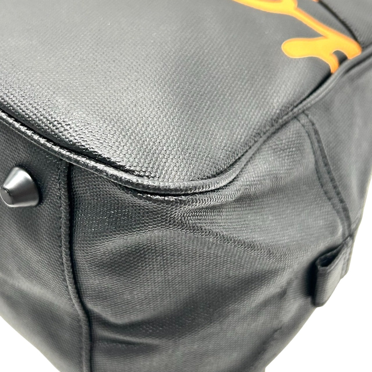 美品 マークバイマークジェイコブス MARC BY MARC JACOBS ハンドバッグ ミニボストンバッグ ナイロン ブラック 黒 イエロー 黄色 ビッグロゴ 筆記体 レディース 軽量 スポーティ カジュアル ジム ランチバッグ 鞄 カバン s57