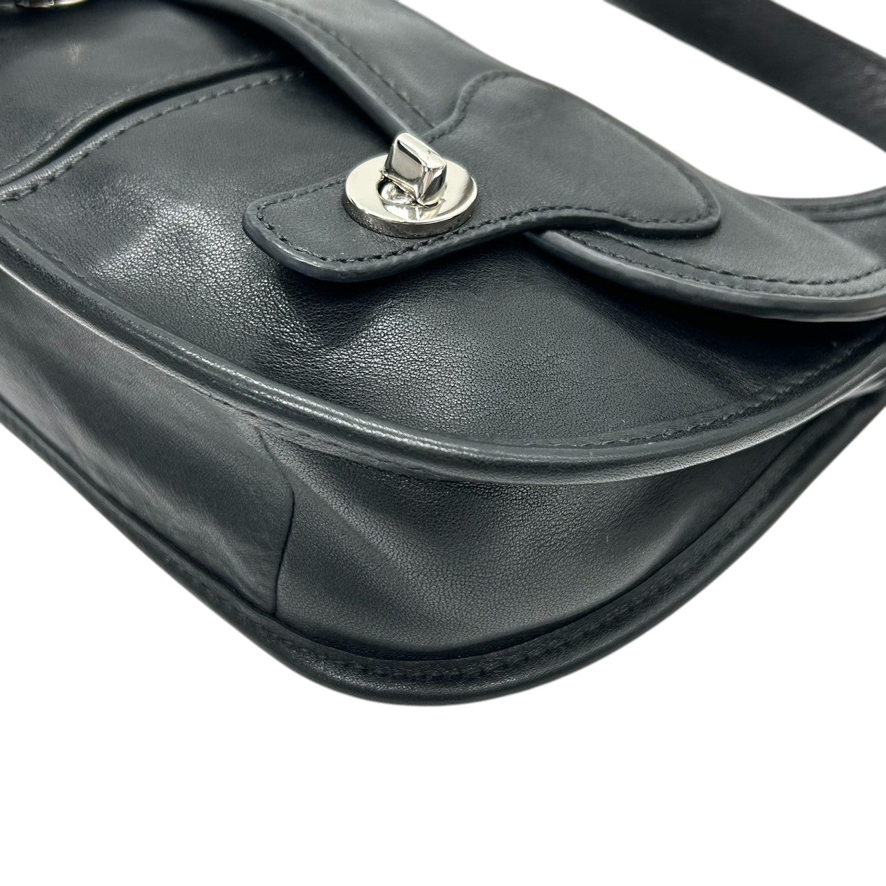 美品 コーチ COACH レガシー アーカイバル ランブラー 19925 ショルダーバッグ 斜め掛け可 レザー 本革 ダブルターンロック タッセル フリンジ 黒 ブラック オールドコーチ Y2K 00s vintage archive s46