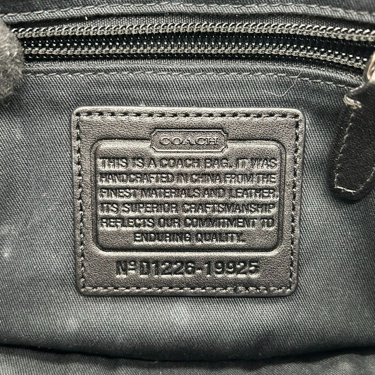 美品 コーチ COACH レガシー アーカイバル ランブラー 19925 ショルダーバッグ 斜め掛け可 レザー 本革 ダブルターンロック タッセル フリンジ 黒 ブラック オールドコーチ Y2K 00s vintage archive s46