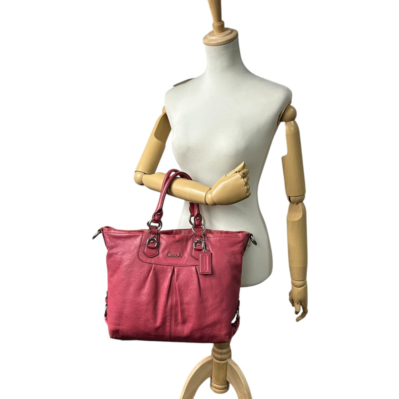 コーチ COACH アシュレイ Ashley F15444 2WAY ショルダーバッグ ハンドバッグ トートバッグ 斜め掛け可 レザー 本革 ピンク ローズ シルバー金具 筆記体ロゴ レディース 肩掛け ワンショルダー 華やか フェミニン 鞄 カバン s46