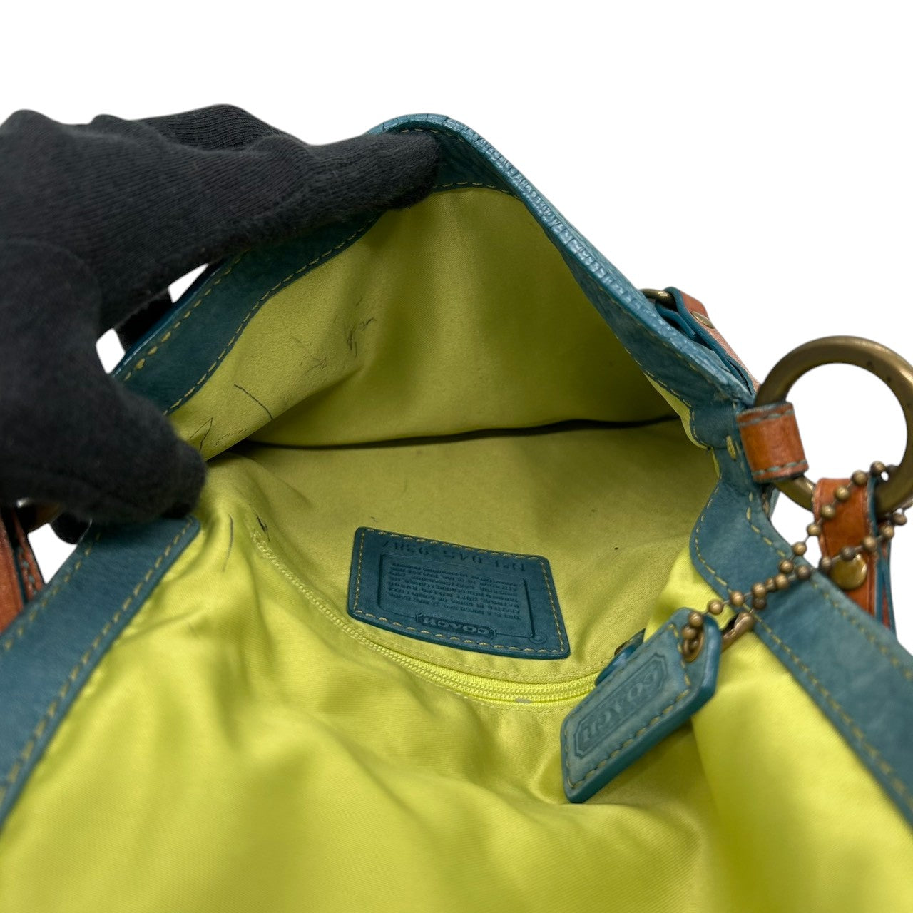 コーチ COACH 9387 ショルダーバッグ ワンショルダー ヌバック レザー 本革 ブルー ターコイズ 青 リング金具 チェーン 肩掛け ビンテージ レトロ 裏地ライムグリーン ネオンカラー レディース 鞄 カバン 希少 s38