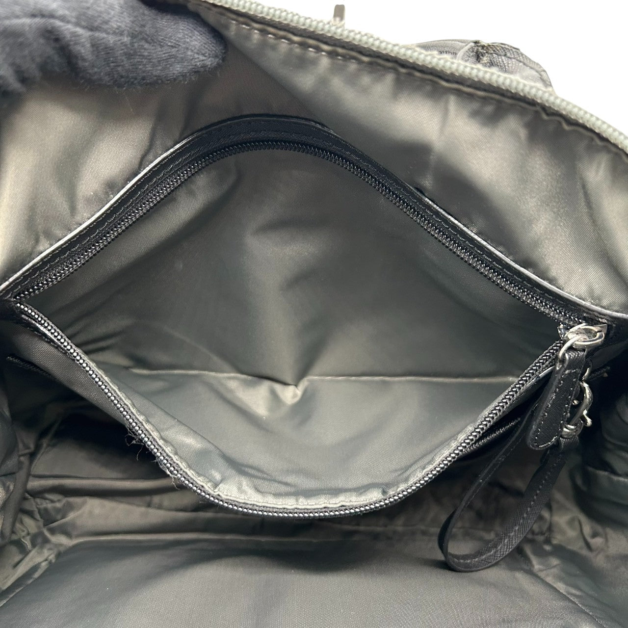 マイケルコース MICHAEL KORS トートバッグ ハンドバッグ ナイロン レザー カーキ オリーブ 深緑 黒 肩掛け ワンショルダー A4収納可 大容量 軽量 ロゴ パドロック 南京錠 チャーム レディース 通勤 通学 ビジネス 鞄 カバン s38