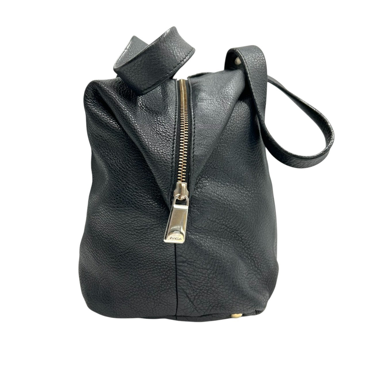 フルラ FURLA レザー ハンドバッグ トートバッグ ショルダーバッグ 本革 シボ革 シュリンクレザー ブラック 黒 シルバー金具 ロゴ シンプル ベーシック レディース 肩掛け マチ広 収納力 鞄 カバン 通勤 通学 s38