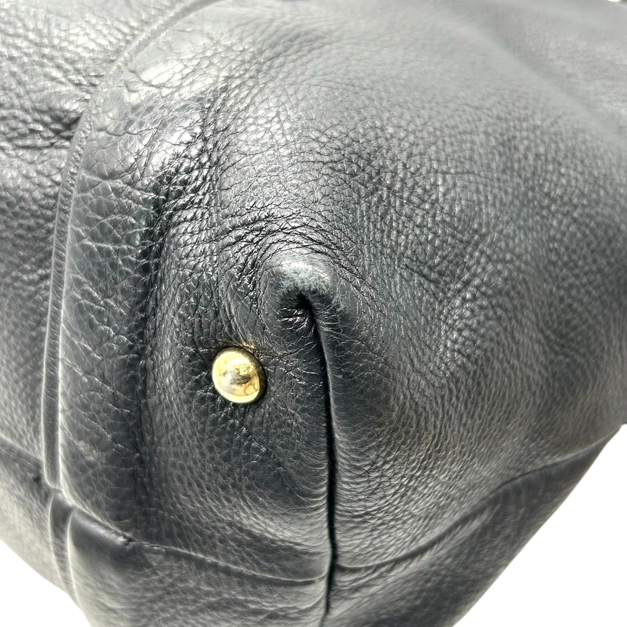 フルラ FURLA レザー ハンドバッグ トートバッグ ショルダーバッグ 本革 シボ革 シュリンクレザー ブラック 黒 シルバー金具 ロゴ シンプル ベーシック レディース 肩掛け マチ広 収納力 鞄 カバン 通勤 通学 s38