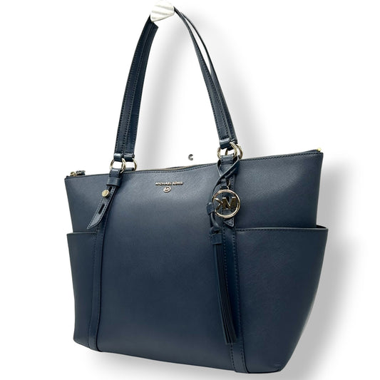 マイケルコース MICHAEL KORS トートバッグ ショルダーバッグ 肩掛け PVC サフィアーノ調 ネイビー 紺 MKロゴ チャーム タッセル A4収納可 大容量 通勤 通学 ビジネス シンプル 機能的 レディース 鞄 カバン s38