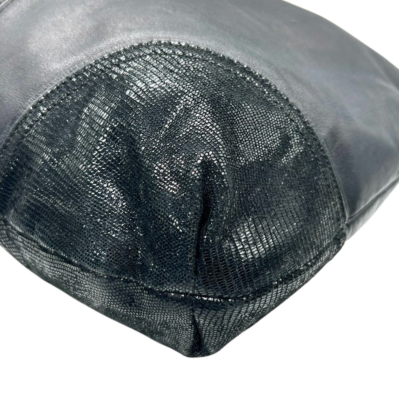 【美品】コーチ COACH ショルダーバッグ ワンショルダー ホーボー 2WAY 斜め掛け可 F21967 レザー 本革 ブラック 黒 ゴールド金具 レディース 通勤 通学 シンプル エレガント s74