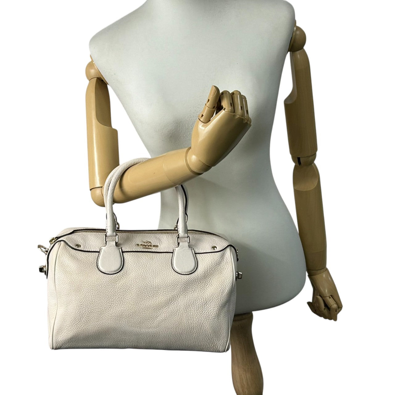 【美品】コーチ COACH ベネット ミニサッチェル 2WAY ハンドバッグ ショルダーバッグ 斜め掛け可 ミニボストン ペブルレザー 本革 オフホワイト 白 F36672 レディース エレガント フェミニン s12