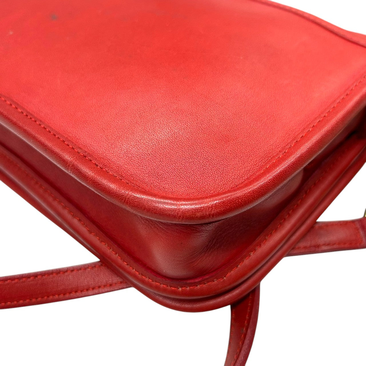 美品 希少 オールドコーチ OLD COACH 6866 USA製 ショルダーバッグ ポシェット クラッチバッグ 2WAY 斜め掛け可 グラブタンレザー 本革 レッド 赤 ターンロック ビンテージ クラシック レトロ レディース 鞄 s12