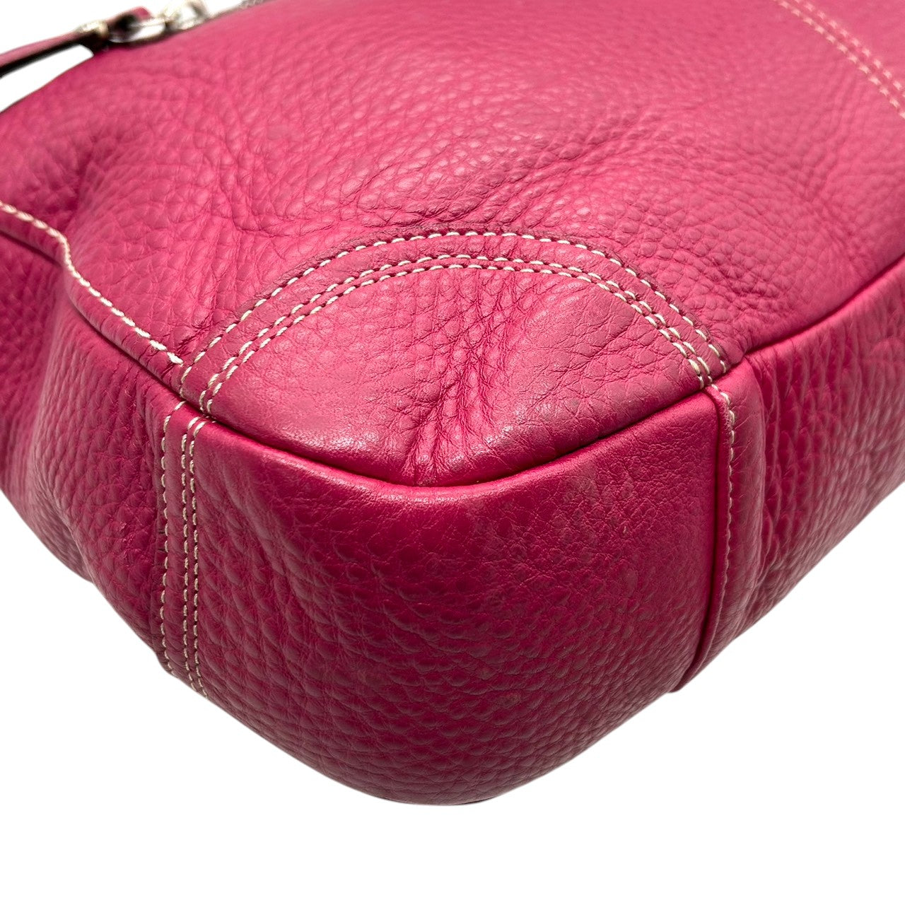 美品 コーチ COACH パーカー レザー ホーボー F13956 ショルダーバッグ ワンショルダー 本革 ピンク パープル フューシャ ターンロック シルバー金具 ステッチ レディース 肩掛け 鞄 カバン 鮮やか 差し色 アクセントカラー お出かけ s22