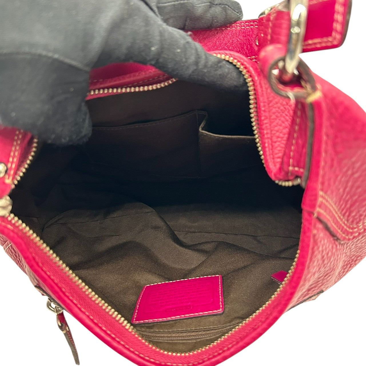 美品 コーチ COACH パーカー レザー ホーボー F13956 ショルダーバッグ ワンショルダー 本革 ピンク パープル フューシャ ターンロック シルバー金具 ステッチ レディース 肩掛け 鞄 カバン 鮮やか 差し色 アクセントカラー お出かけ s22