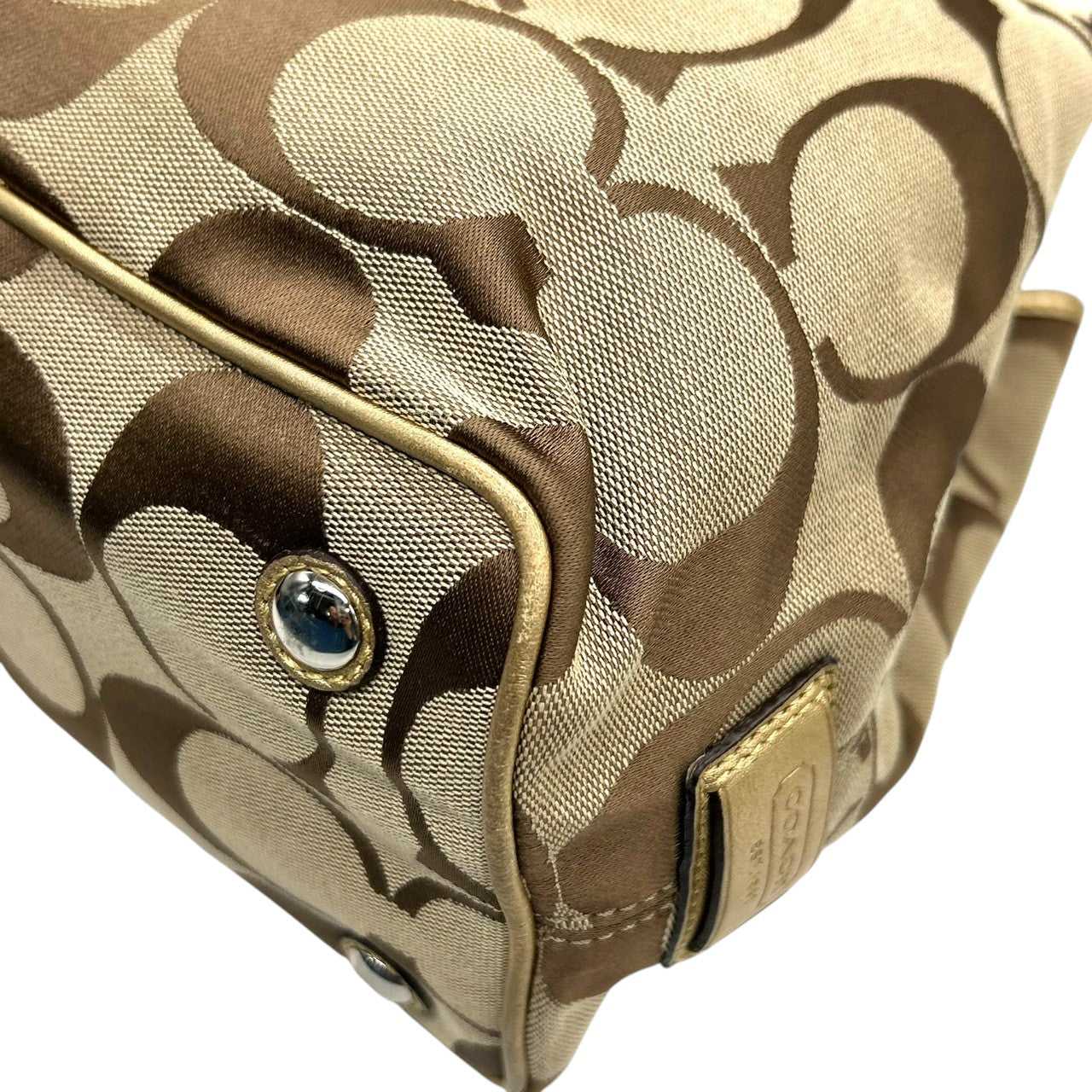 コーチ COACH シグネチャー ストライプ フレーム キャリーオール F13533 トートバッグ ショルダーバッグ ワンショルダー がま口 キスロック キャンバス レザー 本革 カーキ ブラウン ゴールド 肩掛け A4収納可 レディース 鞄 カバン s18