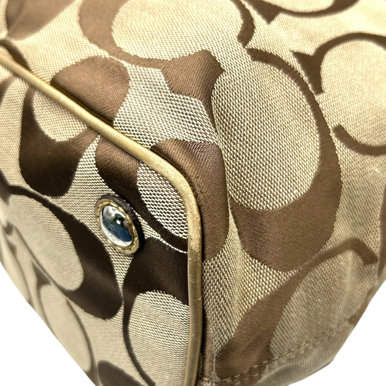 コーチ COACH シグネチャー ストライプ フレーム キャリーオール F13533 トートバッグ ショルダーバッグ ワンショルダー がま口 キスロック キャンバス レザー 本革 カーキ ブラウン ゴールド 肩掛け A4収納可 レディース 鞄 カバン s18