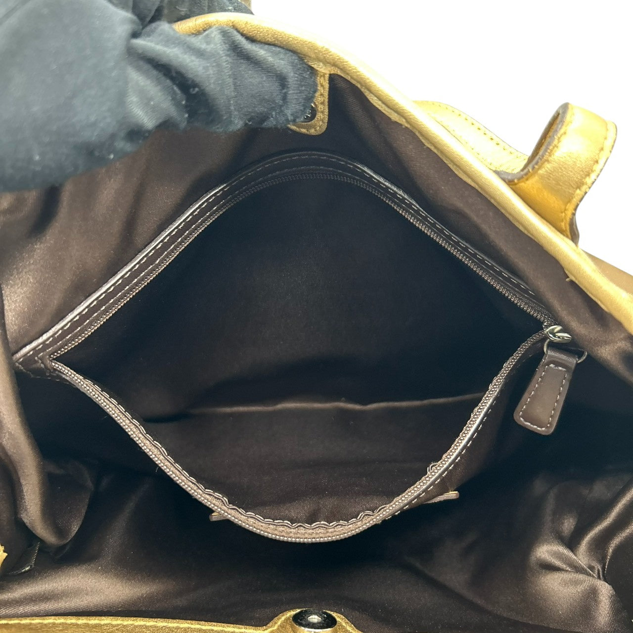 コーチ COACH シグネチャー ストライプ フレーム キャリーオール F13533 トートバッグ ショルダーバッグ ワンショルダー がま口 キスロック キャンバス レザー 本革 カーキ ブラウン ゴールド 肩掛け A4収納可 レディース 鞄 カバン s18